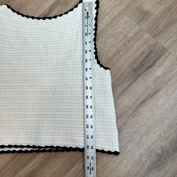 Cotton On Knit Crop Top Women Large Cream Black Scalloped Trim Coastal Summer - Picture 9 of 15